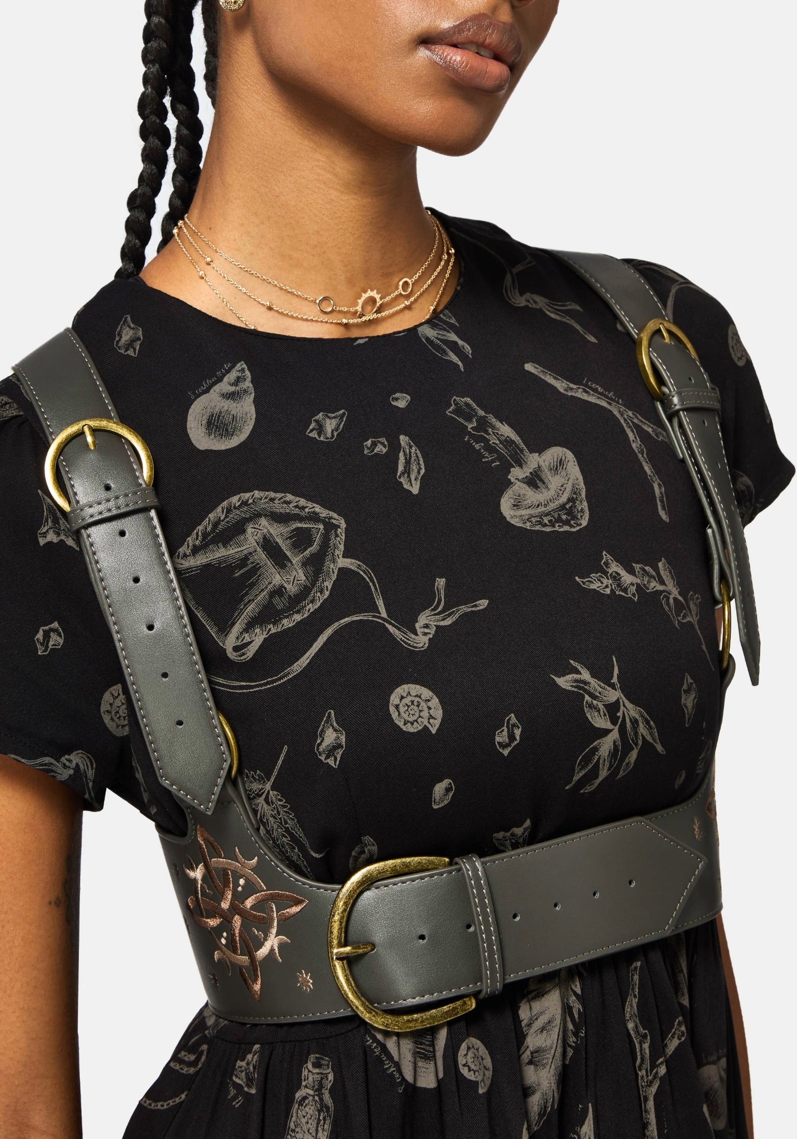 BH3129_NYELLEWITCHEMBROIDEREDHARNESS2CROP