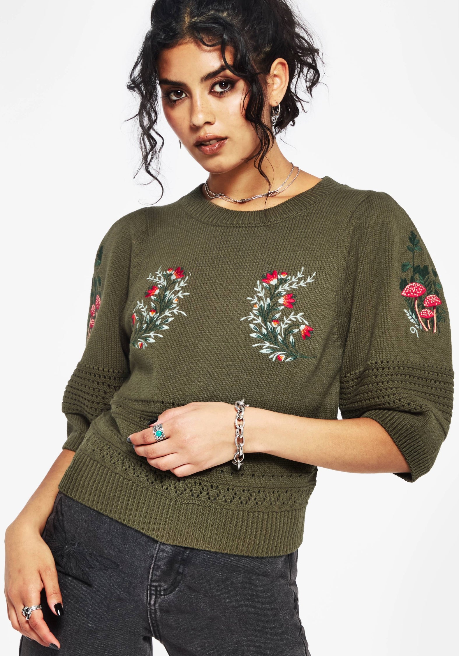 KN2372_LAVISHMUSHROOMKNITTOP_1636_326CROP