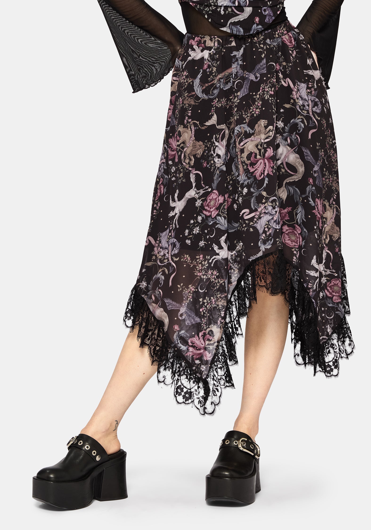 SK4218_MERUNICORNENCHANTEDFORESTPRINTCHIFFONHANKYHEMMIDISKIRT_1536