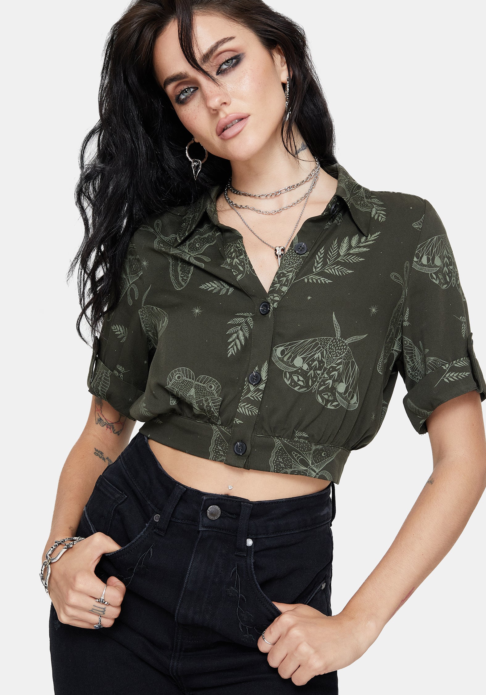 SS25TO928_CALLOPISTRIAMOTHPRINTSHORTSLEEVECROPSHIRT-GREEN_1